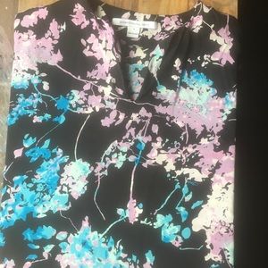 Silk floral print, short sleeve, cape style top